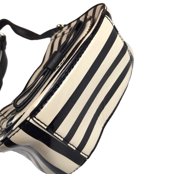 Kate Spade Jade Chelsea Park Patent Leather Bow - Picture 3 of 6